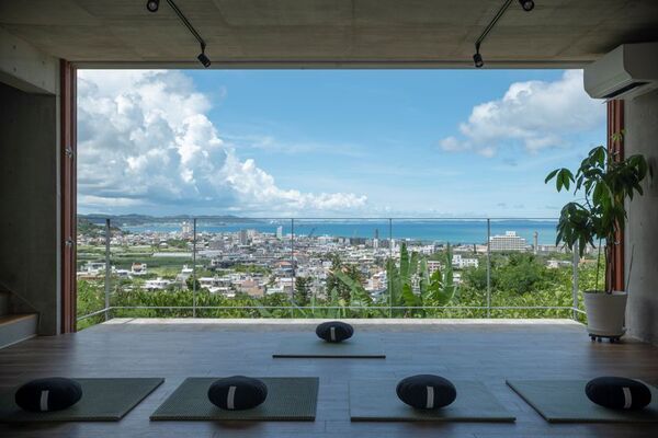 マインドフルネス体験と琉球精進料理を堪能　沖縄初ヘルスツーリズム認証店　日帰りウェルネスプログラム4月1日一般発売！