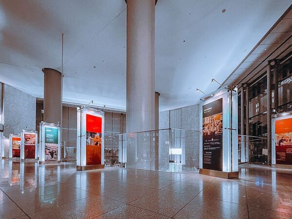 瀬戸内海・小豆島に生きる人々や風景の写真展「LIVE PASSENGER - その中に生きる」が3/7～3/28に開催