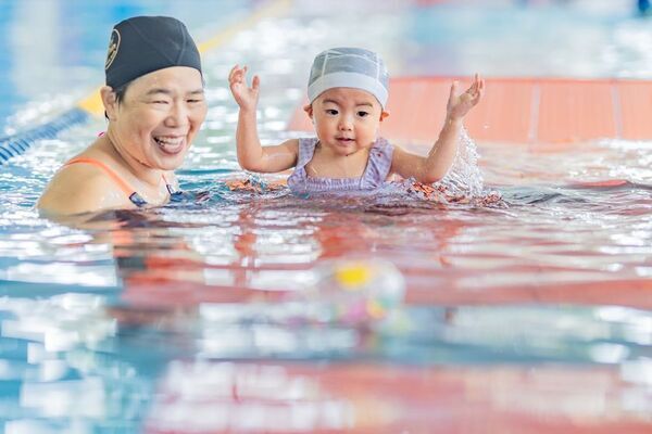 地元の子育てを応援！【親子ベビースイミング無料クラス開講】静岡市でキッズスイミング・スポーツクラブを運営する「スポーツクラブセイシン」が2025年3月17日より募集開始