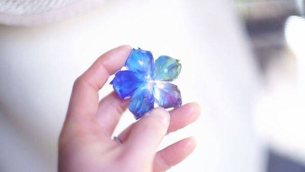 散ることのない「硝子のさくら」を、あなたのそばに。　「瑠璃の一輪桜」クラウドファンディングがスタート！