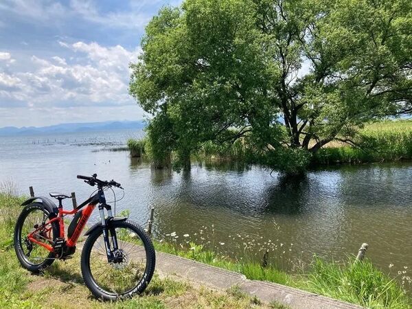 2025年3月22日(土)より、いなチャリ再開！今年から電動キックボードレンタルも正式開始！猪苗代の雄大な自然を満喫しよう！