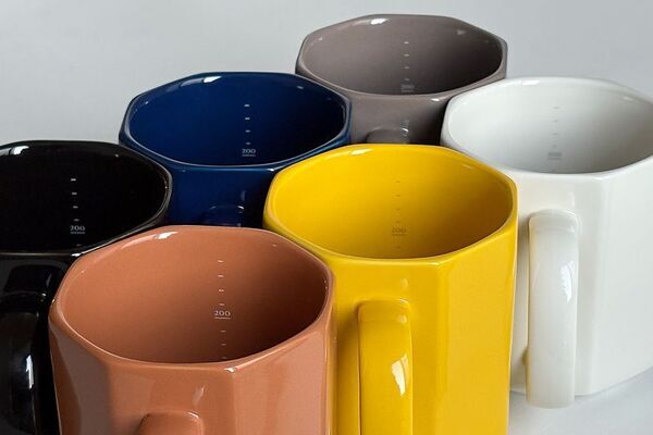 機能と美しさが一つになったMade in japanの新作「PORCELAIN MEASURING MUG」を4月中旬に発売