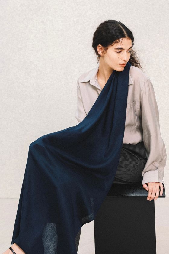 カシミヤを超える極上の肌触り！「パシュミナマフラー」CAMPFIREで3/31まで先行予約販売　触れた瞬間違いがわかる至福の柔らかさをお届け