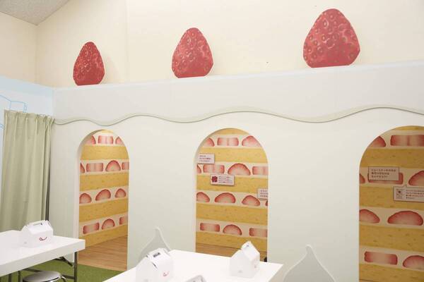 春休みに家族で行きたい！ケーキやお菓子にまつわる秘密が学べる体験型ショップ「ペコちゃんの学校」をあべのハルカスで西日本初開催