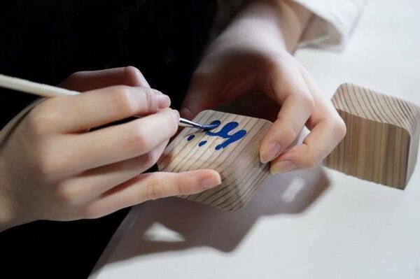 橋本市の子供たちへ職人手作りの「木のおもちゃ」をプレゼント！～橋本市独自の遊んで学べる、知育玩具の配付を開始しました～