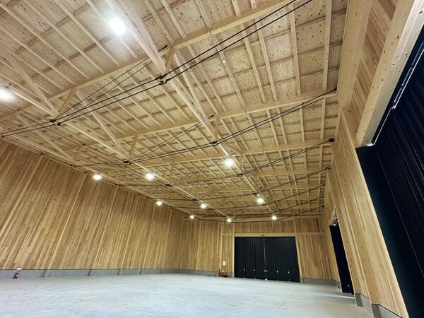 セブン工業「大型木造倉庫」を建設　～非住宅建築の木造化を推進～