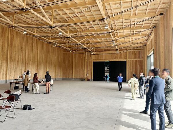 セブン工業「大型木造倉庫」を建設　～非住宅建築の木造化を推進～