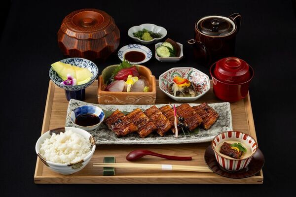 伝統と創造のうなぎ料理を提供する「博多鰻屋 藤う那 天神本店」に新メニューが続々登場！