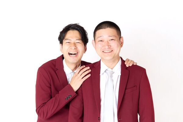 埼玉県・福岡県「よしもと住みます芸人」がタカラスタンダードの地域密着型ショールームを訪問！「こりゃめでてーな」と「カイキンショウ」が爆笑リフォーム体験