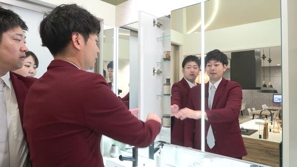 埼玉県・福岡県「よしもと住みます芸人」がタカラスタンダードの地域密着型ショールームを訪問！「こりゃめでてーな」と「カイキンショウ」が爆笑リフォーム体験