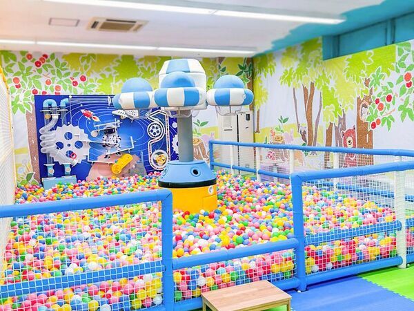 巨大室内遊園地「キッズランドUS 愛媛東温店」3月27日(木)リニューアルオープン　セルフ写真館や風船ハウスなど楽しさ大幅パワーアップ！