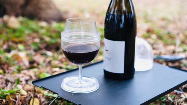 アウトドアでもお酒の味、香り、色味を存分に楽しめるワイングラスを3月29日よりMakuakeにて先行販売を開始！