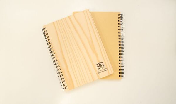 25周年を迎えるユニインターネットラボ株式会社　日本の森林の維持に貢献できる「樹のリングノート」をプレゼント