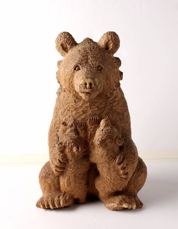 「熊の木彫り」など“昭和レトロ”を感じる北海道物産展名物を特集！「春の大北海道展」４月16日（水）から