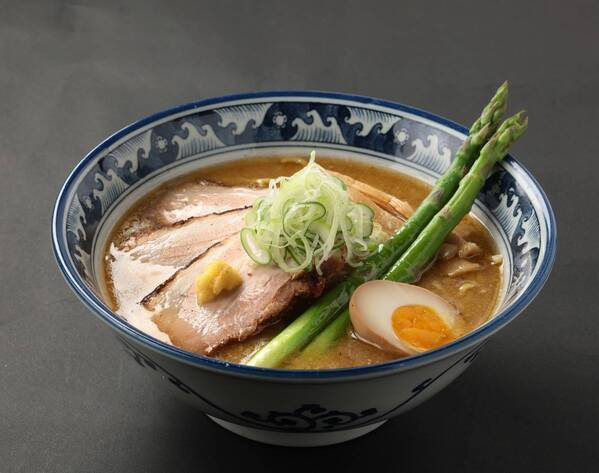 「熊の木彫り」など“昭和レトロ”を感じる北海道物産展名物を特集！「春の大北海道展」４月16日（水）から