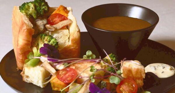 京都発祥マーブルデニッシュ専門店 本店2階「カフェ・グランマーブル祇園ちから」に自慢のマーブルデニッシュを使った大人のランチメニュー新登場