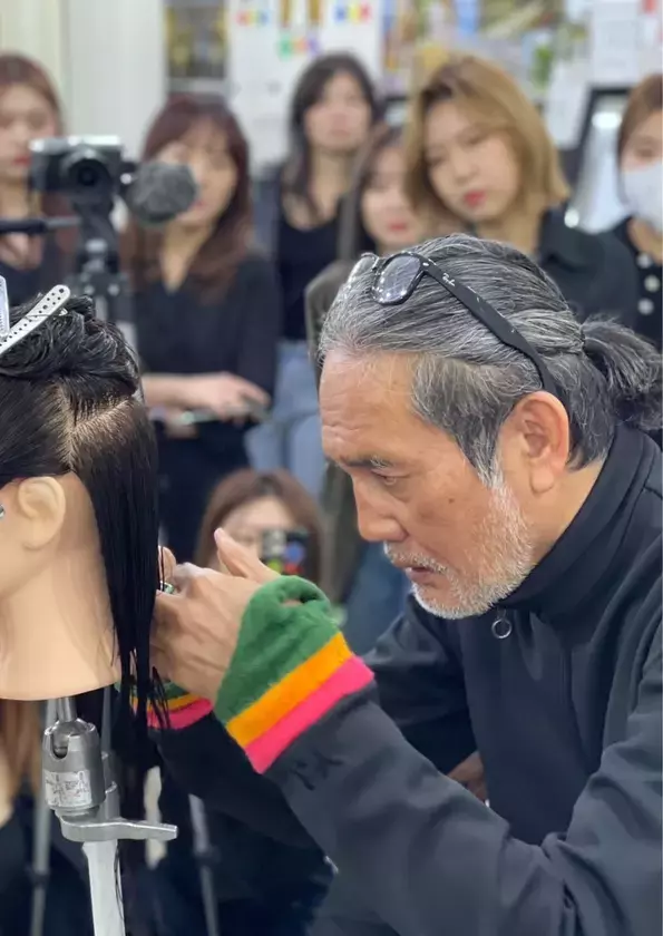 アジア人女性の髪質に特化した世界初の球体ヘアカット理論書『SILKYCUT』出版　クラウドファンディング開始のお知らせ