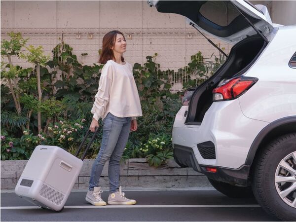 アウトドア・真夏の買い物・セカンド冷蔵庫などマルチに活躍！　車内でも使えるコンプレッサー式「どこでも冷凍・冷蔵庫」2種類を5月上旬に発売
