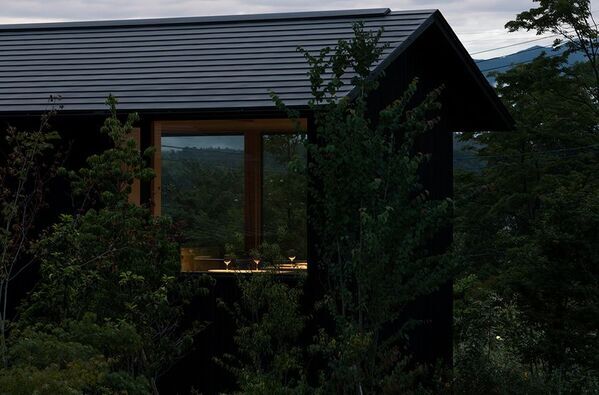 恵那峡の自然に囲まれた一棟貸しの宿泊施設「Kro Terrier」4月に正式オープン