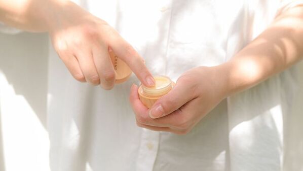 紫外線が気になる春夏に…“ありがとう”を、肌に贈ろう。塗る美容液級バーム「CHANT. バーム カレンデュラ」、季節需要にあわせて販売強化中！