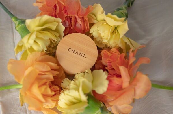 紫外線が気になる春夏に…“ありがとう”を、肌に贈ろう。塗る美容液級バーム「CHANT. バーム カレンデュラ」、季節需要にあわせて販売強化中！