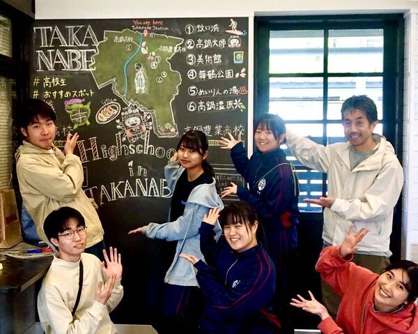 高鍋の高校生と駅からはじめる未来のまちづくり　4月20日より、高鍋駅で毎月一回「月市」開催