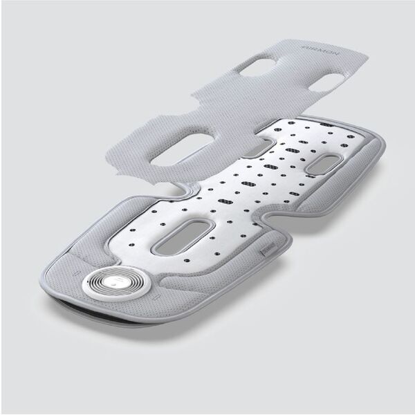 従来比1.5倍の涼しさ！静かでスマートなスマホ連携型クーリングシート「エアモン2」日本初上陸