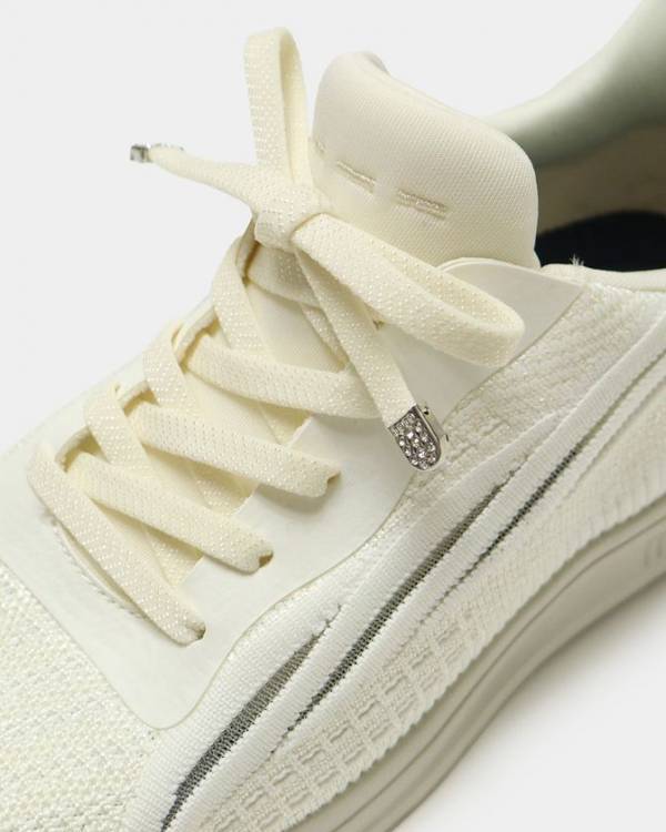 外反母趾にもやさしい靴「fitfit(フィットフィット)」ハンズフリースニーカーを4月下旬から発売