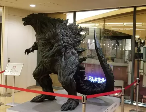 「ゴジラ襲来！あべのハルカス頂上決戦」