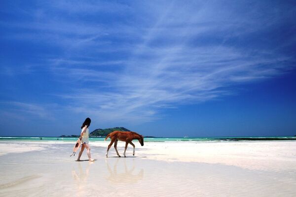 あなたのマイファースト海外旅行は、チェジュ島で決まり！～韓国・チェジュ島が贈る、初めてのパスポート取得費用を応援する特別キャンペーン～