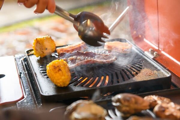 ホテルソビアル 大阪 ドーム前、「世界を旅する」ランチビュッフェを月1回の限定開催