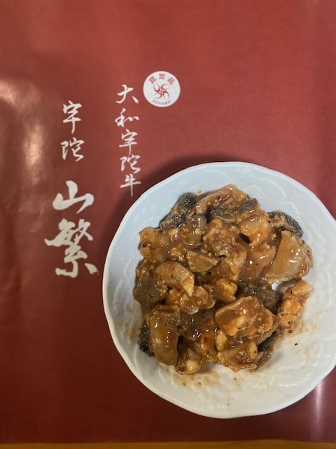 近鉄百貨店橿原店「プラグス　マーケット近鉄橿原店」オープン2周年記念「Kashiharaつながりマーケットコレ」を６階催会場にて開催奈良県内の11市町、約110社の商品をご紹介します。