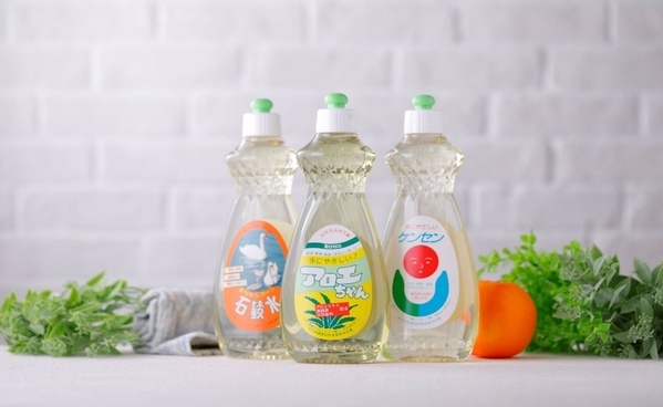 近鉄百貨店橿原店「プラグス　マーケット近鉄橿原店」オープン2周年記念「Kashiharaつながりマーケットコレ」を６階催会場にて開催奈良県内の11市町、約110社の商品をご紹介します。