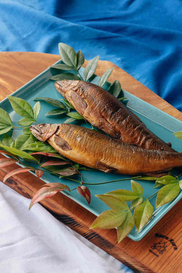 近鉄百貨店橿原店「プラグス　マーケット近鉄橿原店」オープン2周年記念「Kashiharaつながりマーケットコレ」を６階催会場にて開催奈良県内の11市町、約110社の商品をご紹介します。