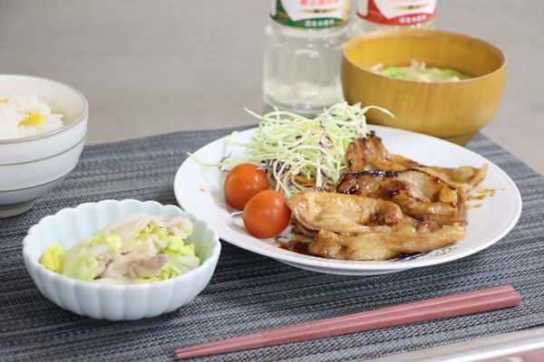 ＜開催報告＞ 四天王寺大学、新入生の寮生活を応援する料理講座「美味しい学生生活(協力：キング醸造株式会社)」を開催