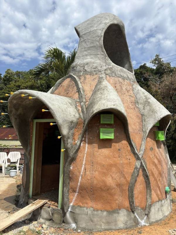 沖縄・恩納村に進化型アースバッグサウナ【KUu】2025年5月3日グランドオープン