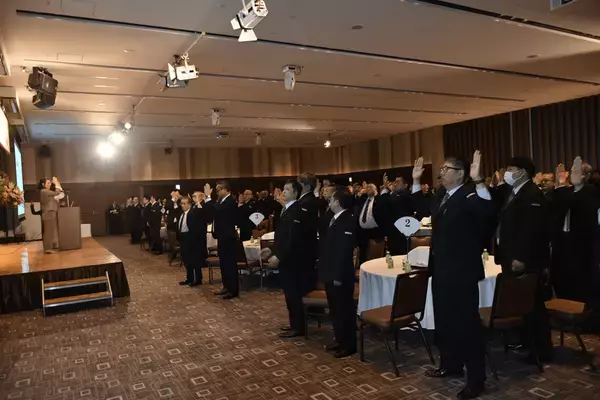 タクシードライバーの健康管理に貢献　AI健康サポートサービス「アカルイミライ」を提供するNTM、日日交通表彰式で講演