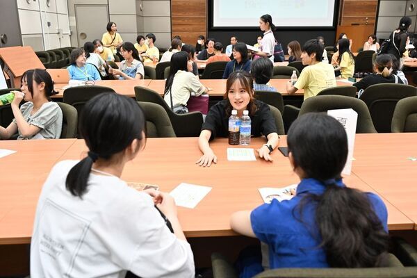 理工系進路やキャリアを考える女子中高生向けイベント！第21回「女子中高生夏の学校2025」8/9(土)～8/11(月)開催　4/24(木)より参加者募集開始