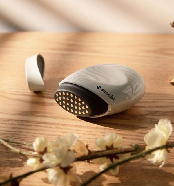 美容家電ブランド「sanobi」より革新的な技術で髪の健康※をサポートする特許取得「ダブルアクアイオンドライヤー」が本格デビュー