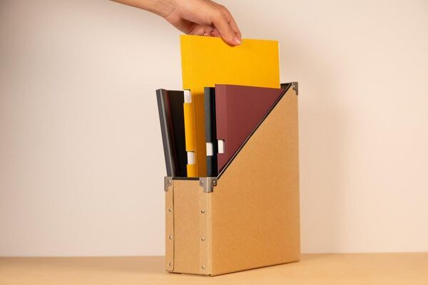 芝浦工業大学デザイン工学部生が制作に携わった文房具「SlideNote」シリーズの新製品が市場販売開始