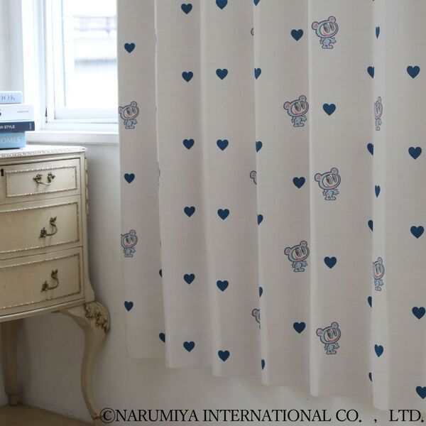 エンジェルブルーのキャラクターたちが日常にときめきを添えるカーテンシリーズ第1弾を発売