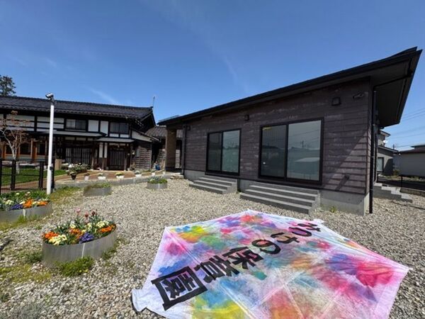 江戸時代からの伝統を誇る凧合戦　新潟「見附今町・長岡中之島大凧合戦」(6/7～9)にみつけの保育園園児が、制作した大凧で6/8参戦！