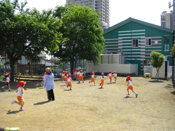 千葉県・ユーカリが丘「子どもの事を一番に考えたらユーカリが丘」　～新たな子育て応援プロジェクトの第一弾として5月10日に田植え体験を実施～