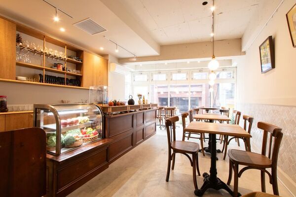 ワンオペ育児や孤育てによる孤独感を持つ母親が70％以上　会話で繋がれるママが主役の親子専用カフェ、明大前にオープン