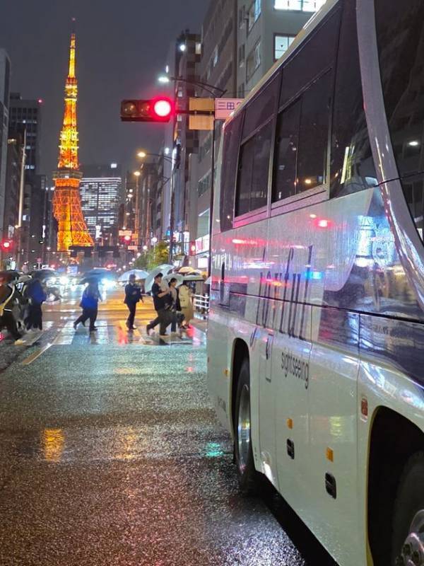 観光シーズン到来！インバウンドに特化したバス会社「ジョイフル観光」が会社HPを全面リニューアル