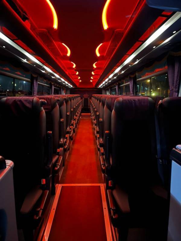 株式会社ジョイフル観光、さらなる快適と安心を目指し2025年夏に新車大型バス10台を導入決定