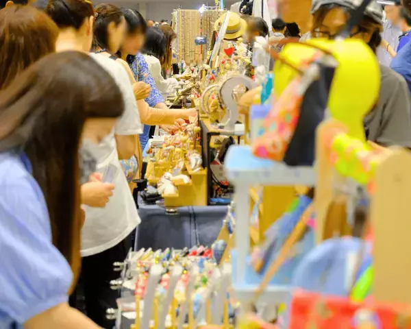 60,000点以上の作品から“自分だけの宝物”をみつけよう！「ヨコハマハンドメイドマルシェ2025」6/14(土)・15(日)開催