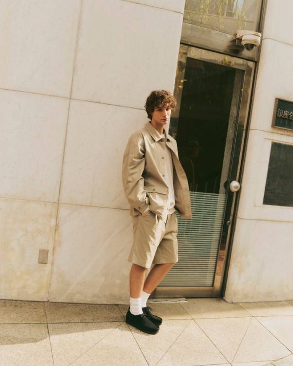 都市の静けさに宿る美しさをまとう、「L'eau bleue」の25SS新作コレクションが登場