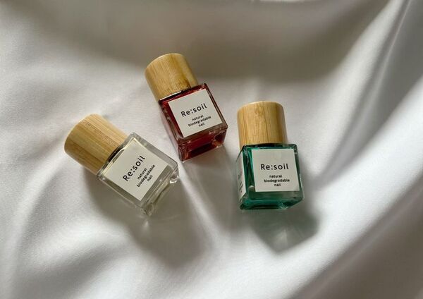 新ブランド「Re:soil」にて爪やネイルの保護・補修成分を含む水性天然成分のベースコート、ネイルポリッシュ、マニキュアを開発