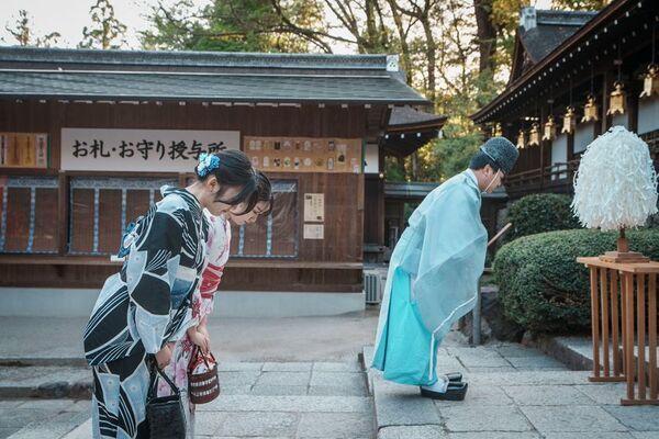 世界遺産　京都市「上賀茂神社」にて『夏のライトアップ～龍神詣りと足つけ夕涼み～』を7月14日～23日に開催